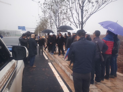 昆明綜合保稅區(qū)區(qū)塊二（空港片區(qū)）項目如期完成“12.1”節(jié)點(diǎn)目標(biāo)