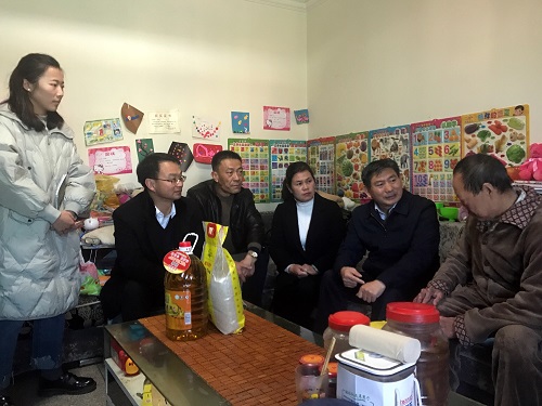 云南省雙擁辦走訪慰問公司自衛(wèi)還擊戰(zhàn)老兵