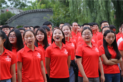 榮聚二建  夢(mèng)想啟航——公司2018年新員工入職培訓(xùn)圓滿結(jié)束