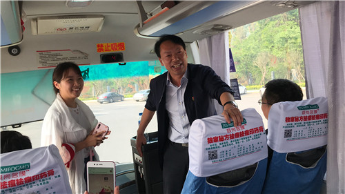 做良好生態(tài)環(huán)境的“營(yíng)造者”—公司在陽宗海畔種下236棵樹