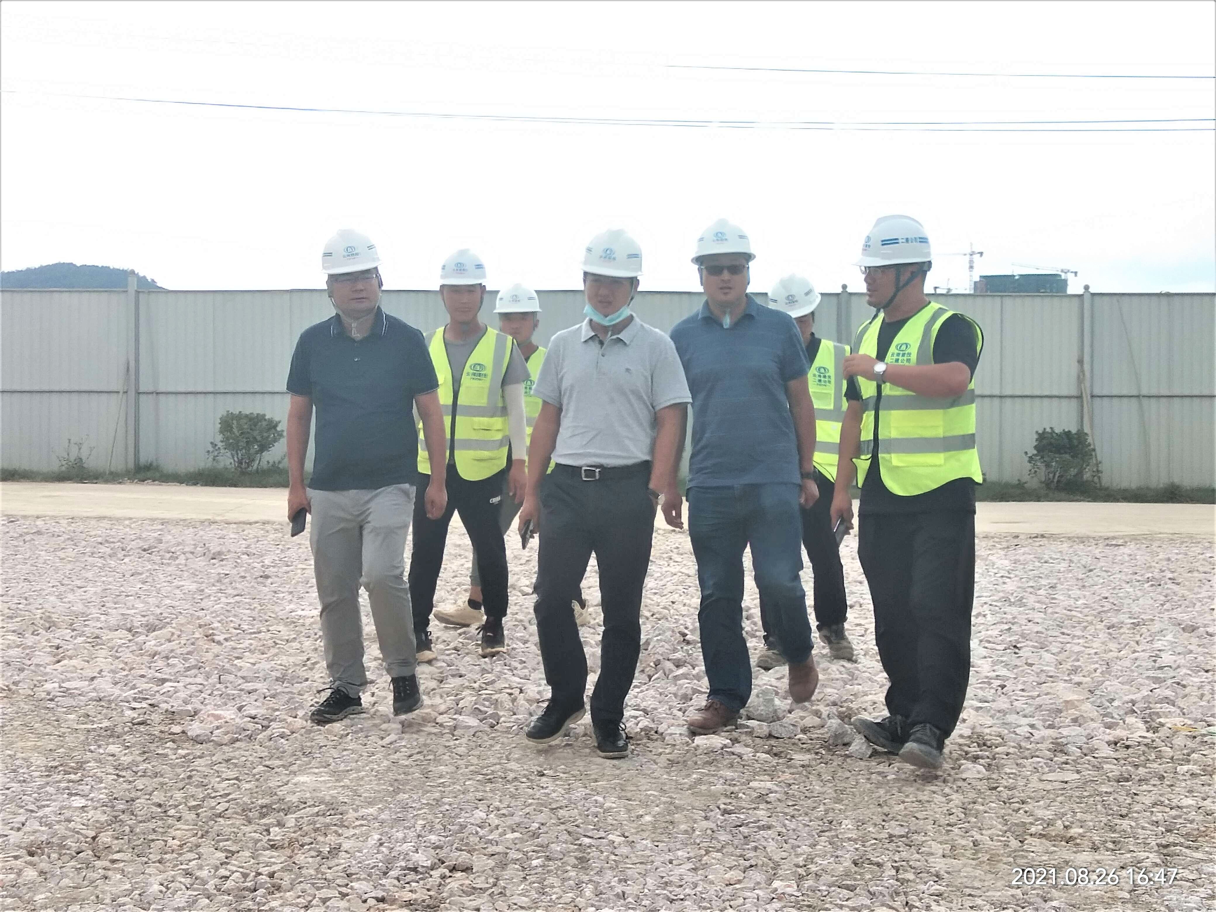 【我為群眾辦實事】萬向遵一行調(diào)研檢查曲靖醫(yī)療中心建設(shè)項目