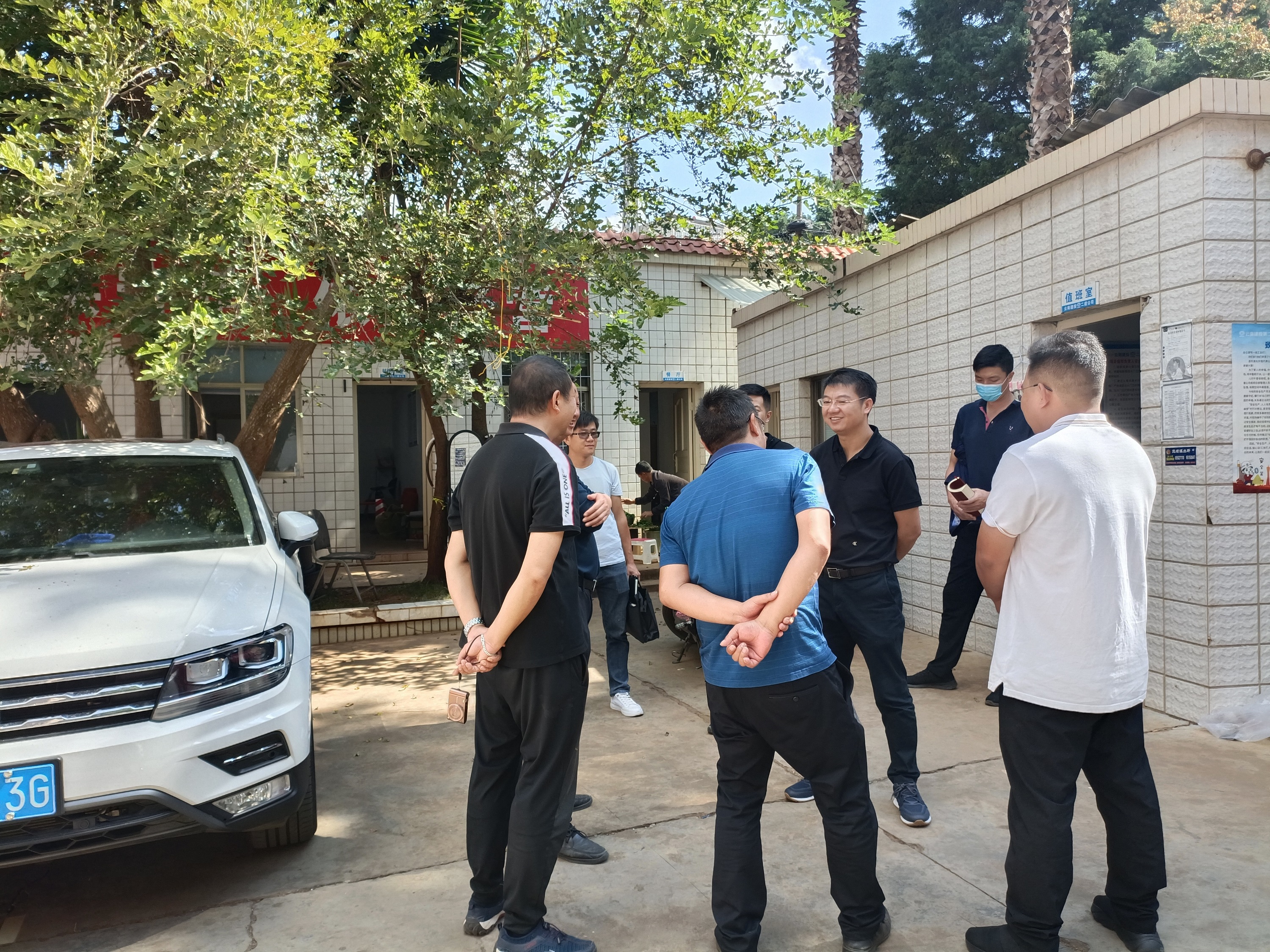 【我為群眾辦實(shí)事】萬向遵一行對(duì)公司周邊生活區(qū)、庫區(qū)開展消防檢查