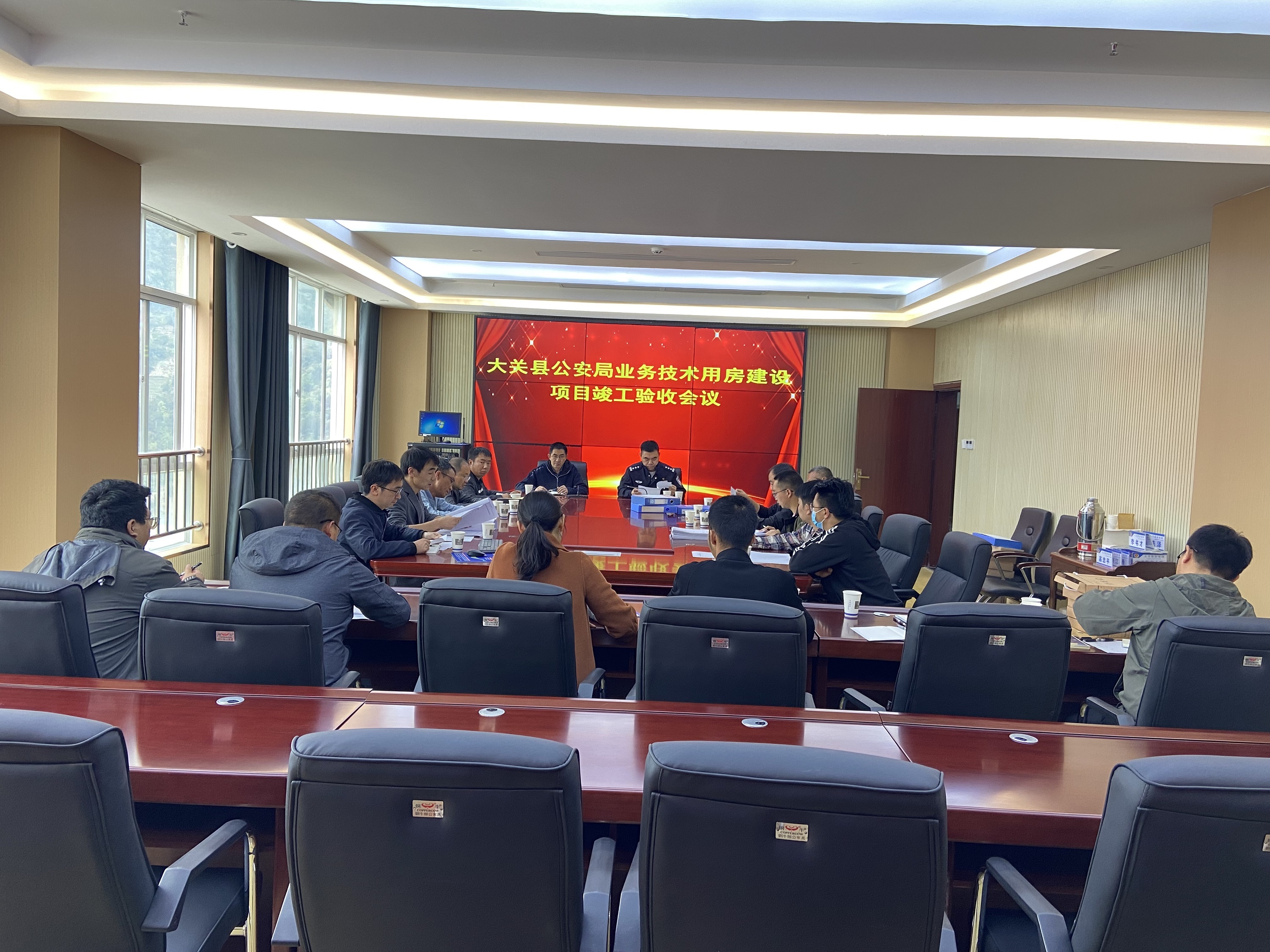【項(xiàng)目動(dòng)態(tài)】第十直管部承建的大關(guān)公安局業(yè)務(wù)技術(shù)用房建設(shè)項(xiàng)目順利通過竣工驗(yàn)收