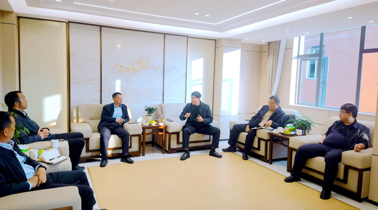 【百日攻堅(jiān)】楚雄州國(guó)有資本運(yùn)營(yíng)集團(tuán)有限公司到公司交流座談